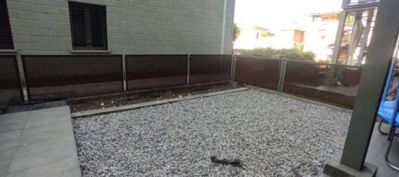 3 rooms Apartment in Luino, Italy No. 183595 5