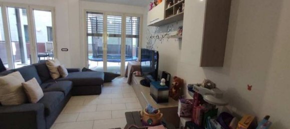 3 rooms Apartment in Luino, Italy No. 183595 3