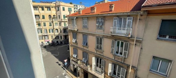 2 bedrooms Apartment in Sanremo, Italy No. 157707 3