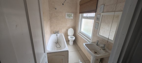 Дом в Саутгемптон, Великобритания № 2104 15