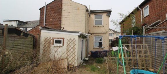 Дом в Саутгемптон, Великобритания № 2104 18