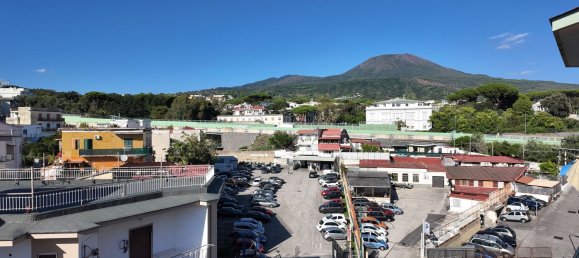 Escritório em Torre del Greco, Italy 89 m² N.º 380760 10