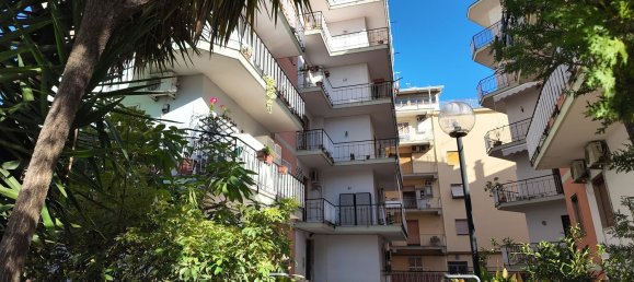Escritório em Torre del Greco, Italy 89 m² N.º 380760 4