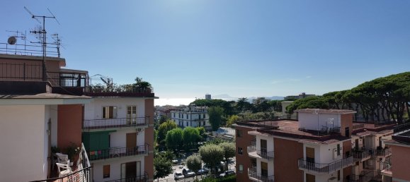 Escritório em Torre del Greco, Italy 89 m² N.º 380760 8