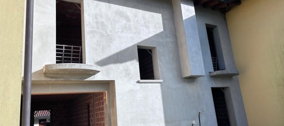 4-Zimmer Haus in Gruaro, Italy, Nr. 24325 2