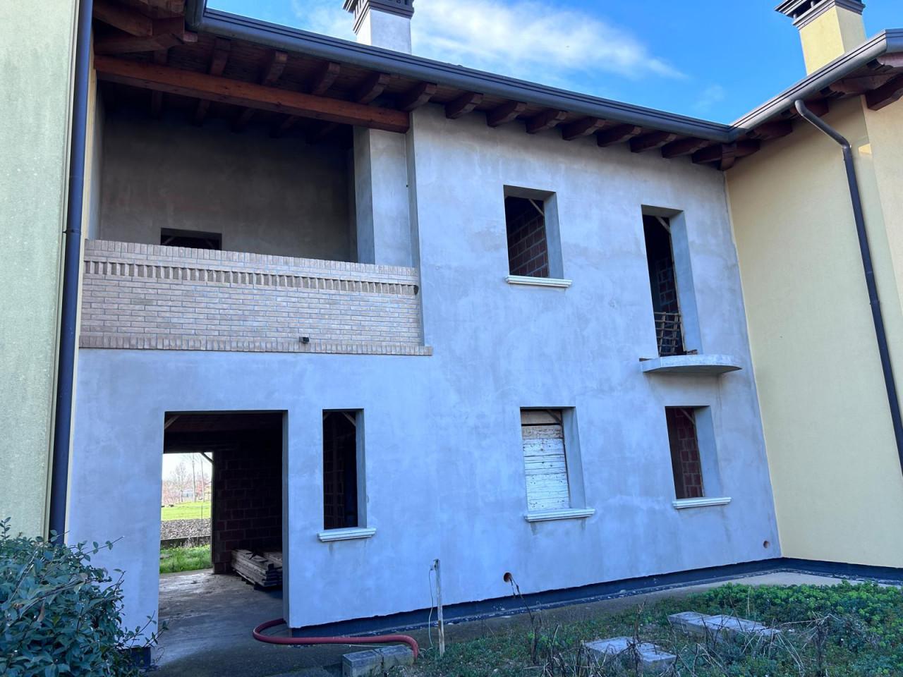 4-Zimmer Haus in Gruaro, Italy, Nr. 24325