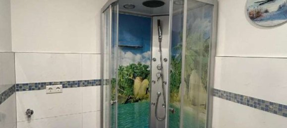 Квартира с 2 комнатами в Вупперталь, Германия № 224110 2