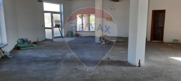114m² Commercial property in Lardosa, Portugal No. 62580 2