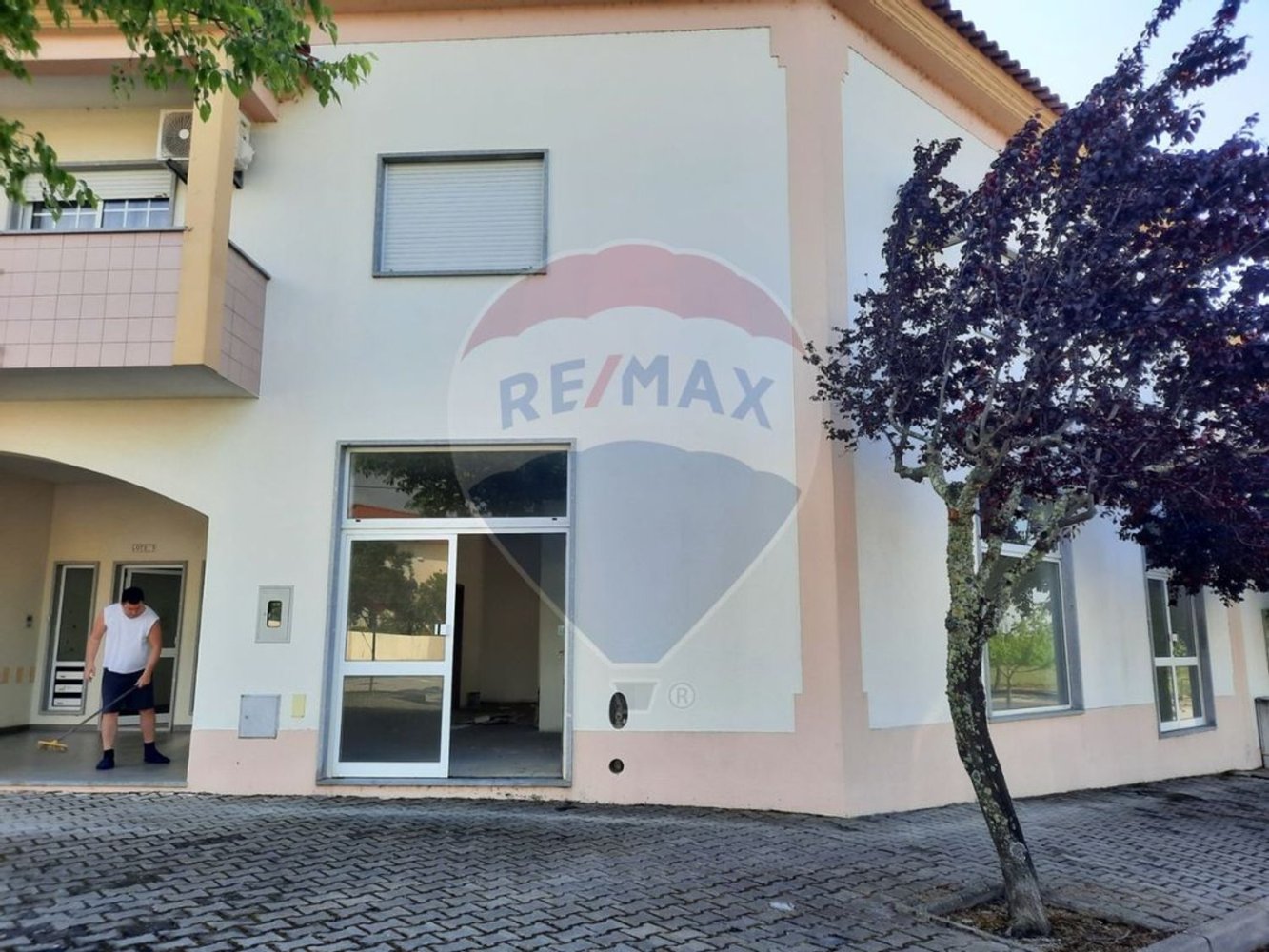 114m² Commercial property in Lardosa, Portugal No. 62580