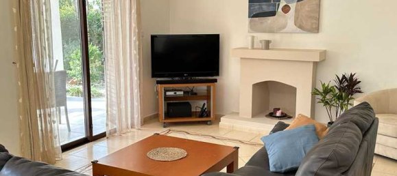 Villa de 3 dormitorios en Empa, Cyprus No. 7181 4