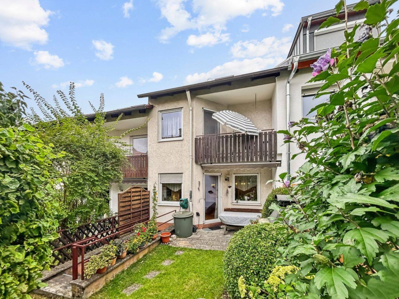 Adosado de 5 habitaciónes en Ansbach, Germany No. 320753