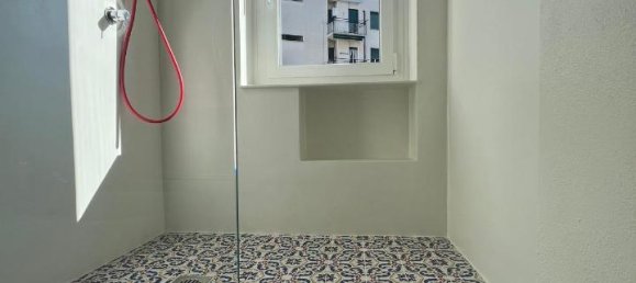 Квартира с 4 комнатами в Комо, Италия № 13738 15