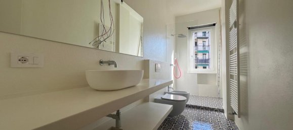 Квартира с 4 комнатами в Комо, Италия № 13738 13