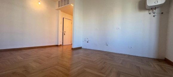 Квартира с 4 комнатами в Комо, Италия № 13738 3