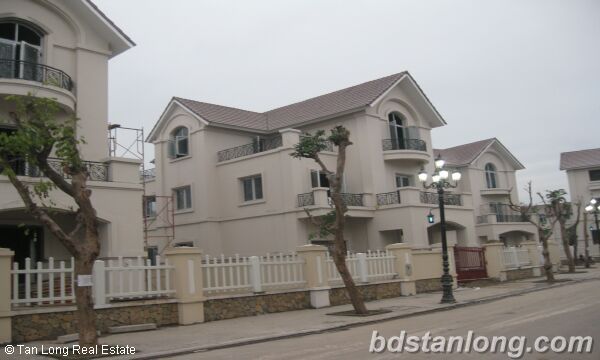 4 bedrooms Villa in Long Bien, Vietnam No. 5644