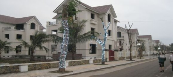 4 bedrooms Villa in Long Bien, Vietnam No. 5644 2