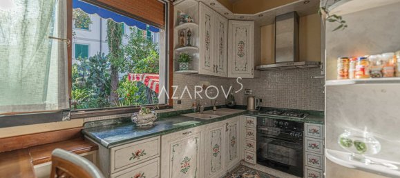 Квартира с 2 спальнями в Санремо, Италия № 123952 4