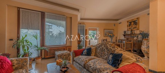 Квартира с 2 спальнями в Санремо, Италия № 123952 17