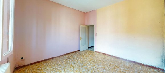 5 bedrooms Apartment in Prato, Italy No. 318722 43