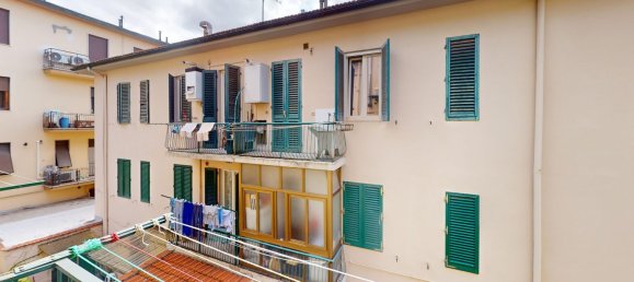 5 bedrooms Apartment in Prato, Italy No. 318722 21
