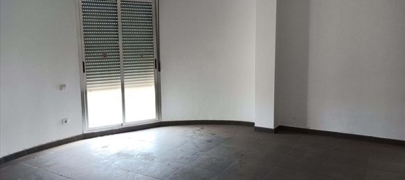 Здание в Валенсия, Испания № 154946 3