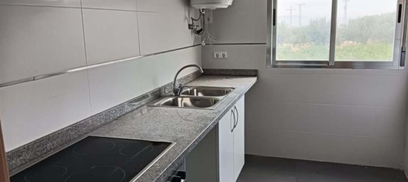 Здание в Валенсия, Испания № 154946 12