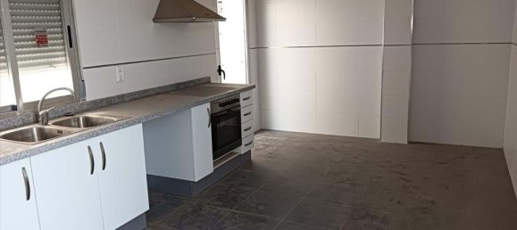 Здание в Валенсия, Испания № 154946 11