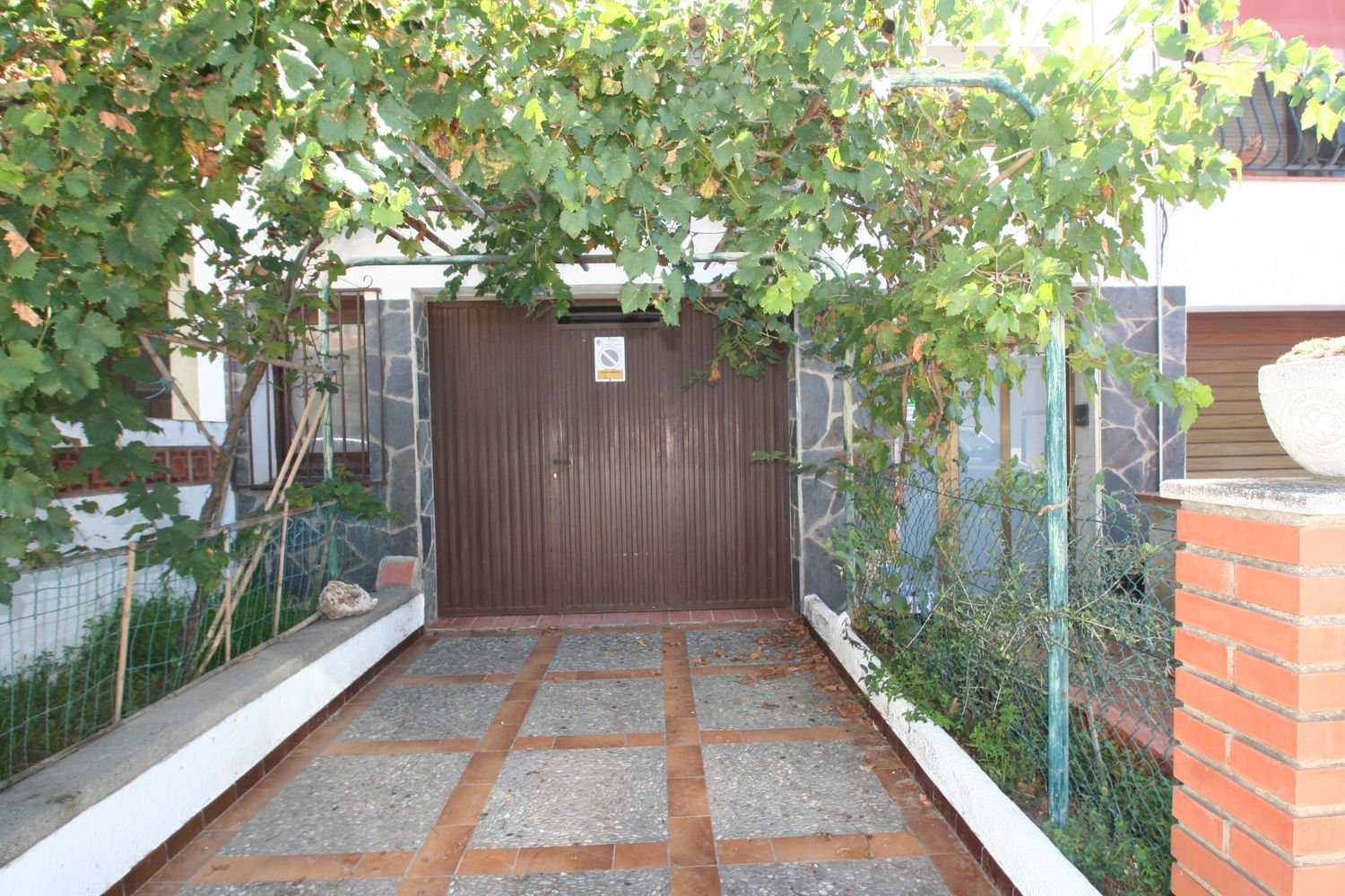 35m² Garage in Castello d'Empuries, Spain No. 232099