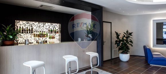 6000m² Building in Florence, Italy No. 380879 6