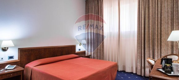 6000m² Building in Florence, Italy No. 380879 24