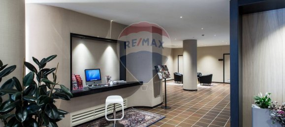 6000m² Building in Florence, Italy No. 380879 5