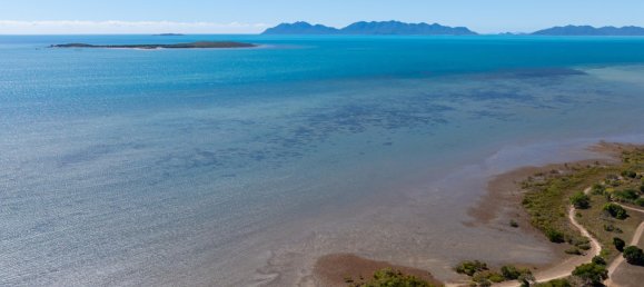 Terrain à Bowen, Australia 1483m² No. 435 6