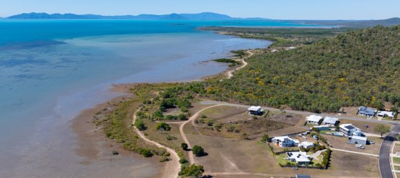 Terrain à Bowen, Australia 1483m² No. 435 9