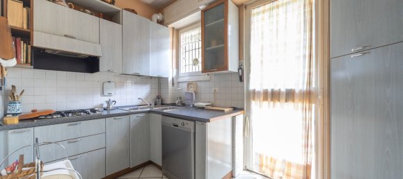 3 Schlafzimmer Wohnung in Milan, Italy, Nr. 364221 8