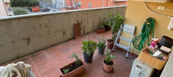 Квартира с 5 комнатами в Каррара, Италия № 45437 4