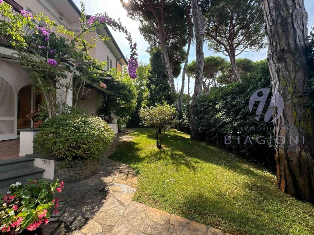 4 Schlafzimmer Villa in Pietrasanta, Italy, Nr. 169456