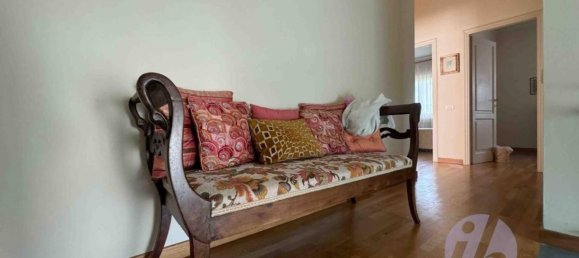 4 Schlafzimmer Villa in Pietrasanta, Italy, Nr. 169456 36