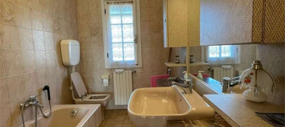 Квартира с 3 комнатами в Кампороссо, Италия № 201456 7