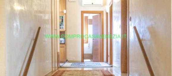 5 rooms Villa in Venice, Italy No. 235547 21