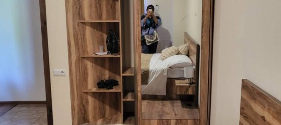 2-salle Appartement à Tbilisi, Georgia No. 43 8