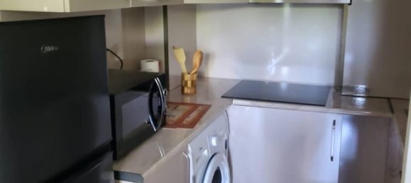 2-salle Appartement à Tbilisi, Georgia No. 43 4