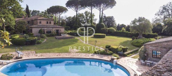 18 bedrooms Castles in Rome, Italy No. 149266 4