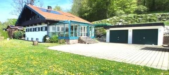 2 Schlafzimmer Haus in Miesbach, Germany, Nr. 271367 2