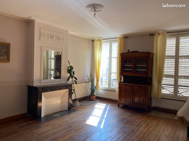5 rooms Apartment in Metz, France No. 329445