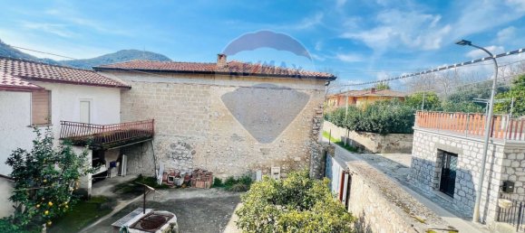 7 bedrooms House in Baia e Latina, Italy No. 381603 36