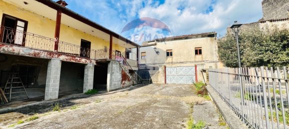 7 bedrooms House in Baia e Latina, Italy No. 381603 7