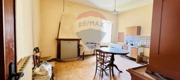 7 bedrooms House in Baia e Latina, Italy No. 381603 34