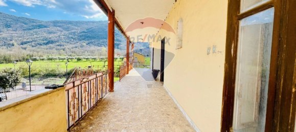 7 bedrooms House in Baia e Latina, Italy No. 381603 8