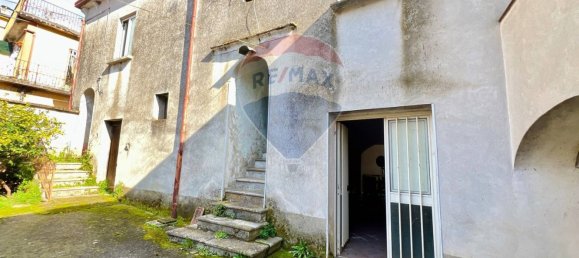 7 bedrooms House in Baia e Latina, Italy No. 381603 42