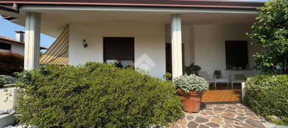 5-salle Villa à Volpago del Montello, Italy No. 282892 6